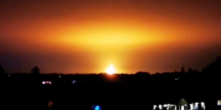 İngiltere’de biyogaz tesisine yıldırım düştü: Patlama meydana geldi