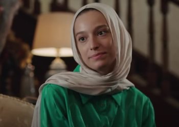 Kızılcık Şerbeti’nin Mihri’sini gerçekte gören tanıyamadı! İncecik belini açıkta bıraktı