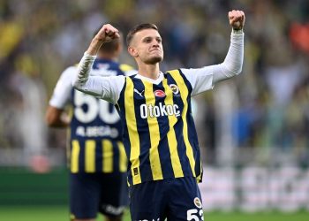 Sebastian Szymanski, Süper Lig’de bu sezonun en erken golünü attı