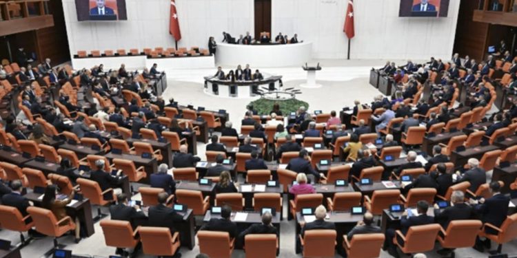 TBMM yeni haftaya yoğun başlıyor! İşte gündem maddeleri