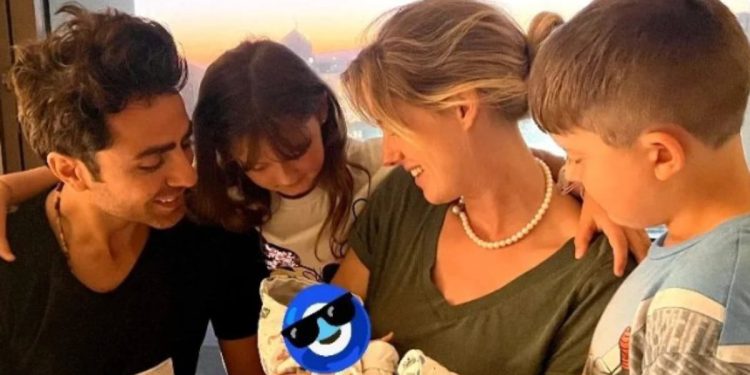 Wilma Elles üçüncü kez anne oldu