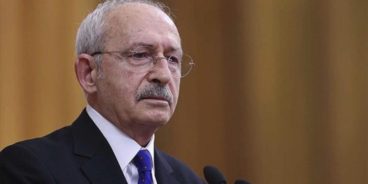 CHP’de kurultaya adım adım! MAK’ın anketine göre: Kılıçdaroğlu önde…