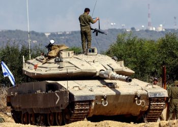 İsrail: Gazze’ye kara harekatı için saldırıları yoğunlaştırdık