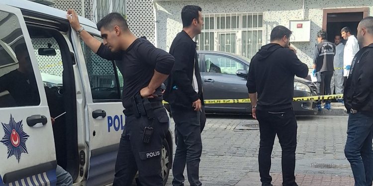 İstanbul Fatih’te arkadaşı ile tartıştı, evine gidip kurşunladı
