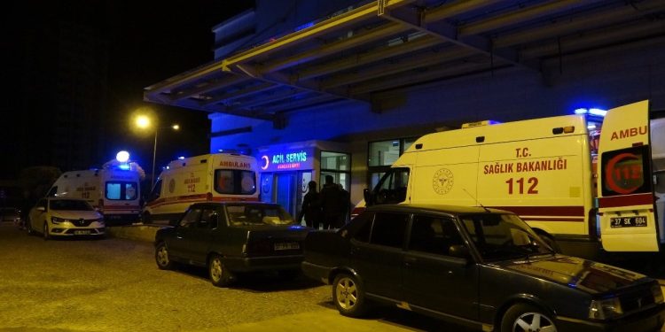 Kastamonu’da seyir halindeki aracından düşen bebeğini ezdi