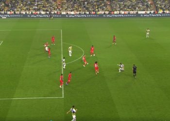 Hakem yorumcuları Fenerbahçe’nin Hatayspor maçında iptal edilen penaltısını yorumladı