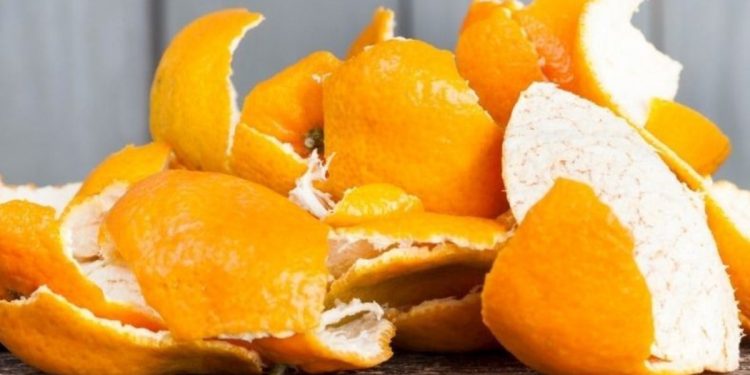 Mandalina kabukları sakın çöpe atmayın! Tam bir şifa deposu: Kaynatıp içerseniz…