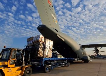 MSB’den Gazze’ye yardım paylaşımı: Malzemeler için 4 sorti planlandı